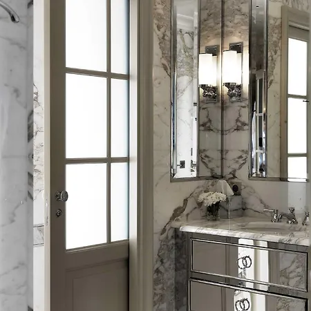 Отель Marquis Faubourg Saint-honore Париж