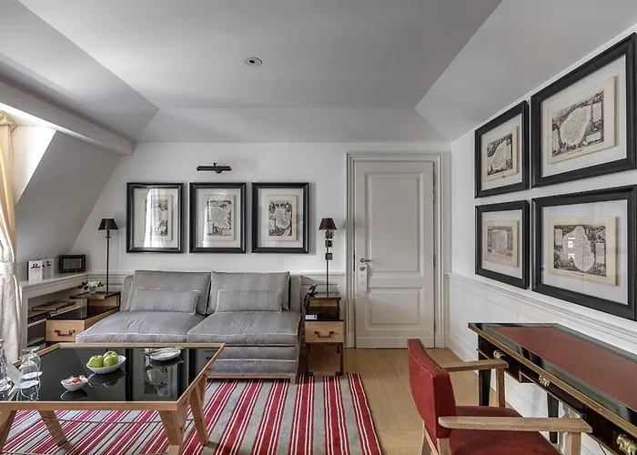 Marquis Faubourg Saint-honore - Small Luxury Of The World 5*