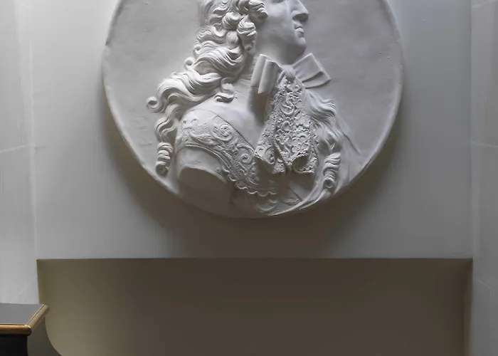 Marquis Faubourg Saint-honore - Small Luxury Of The World 5*