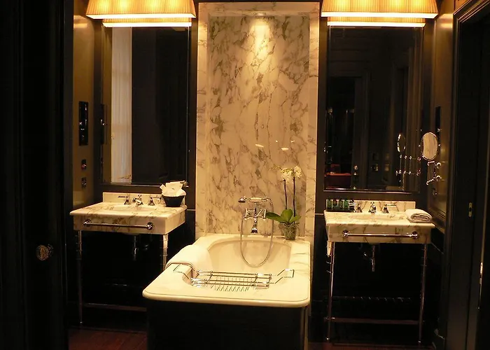 Marquis Faubourg Saint-honore - Small Luxury Of The World 5*